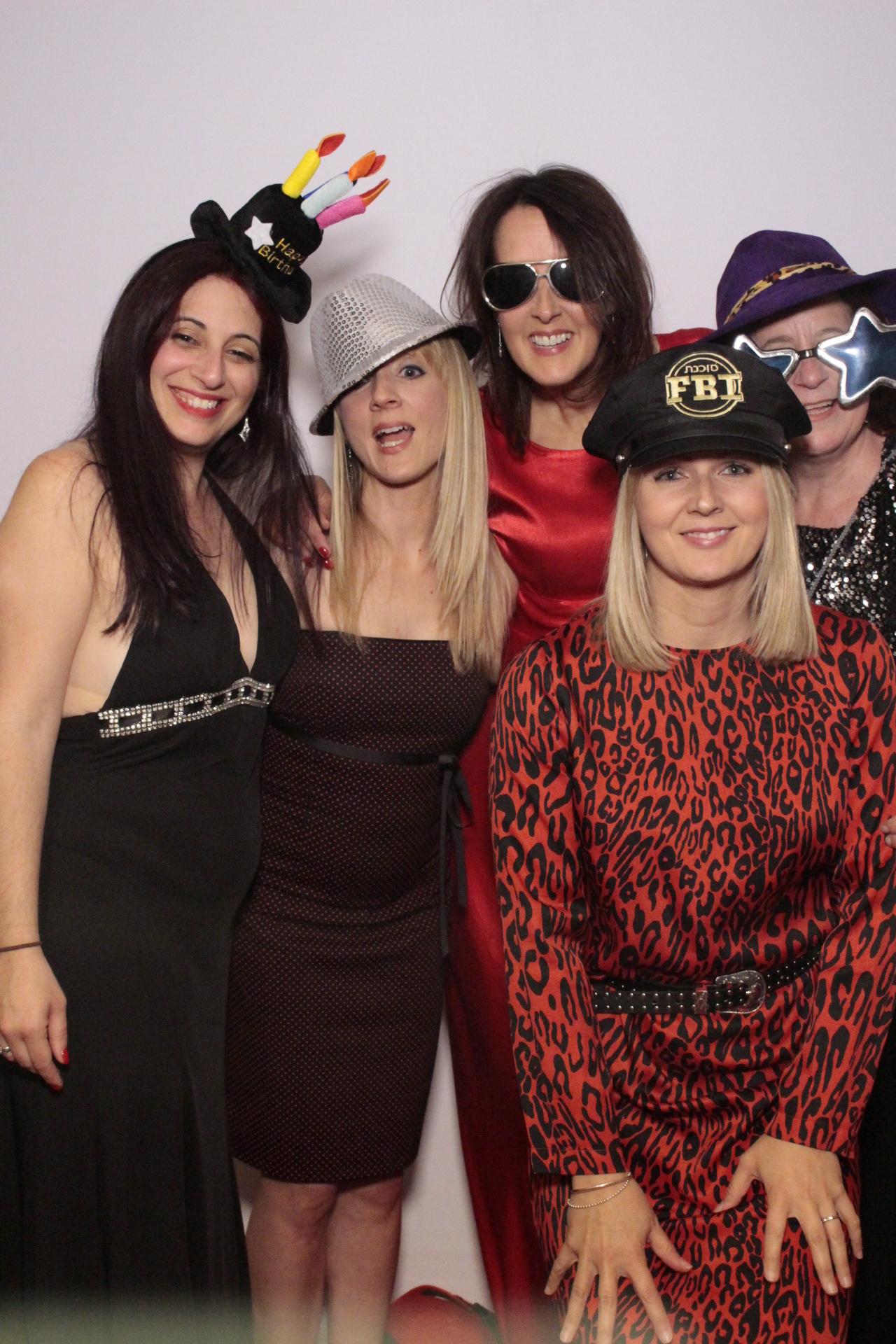 Danielle’s 40th birthday | View more photos from the event at gallery.myphotoboothexperience.co.uk/u/MyPhotoBoothExperienceLtd/Danielle’s-40th-birthday
